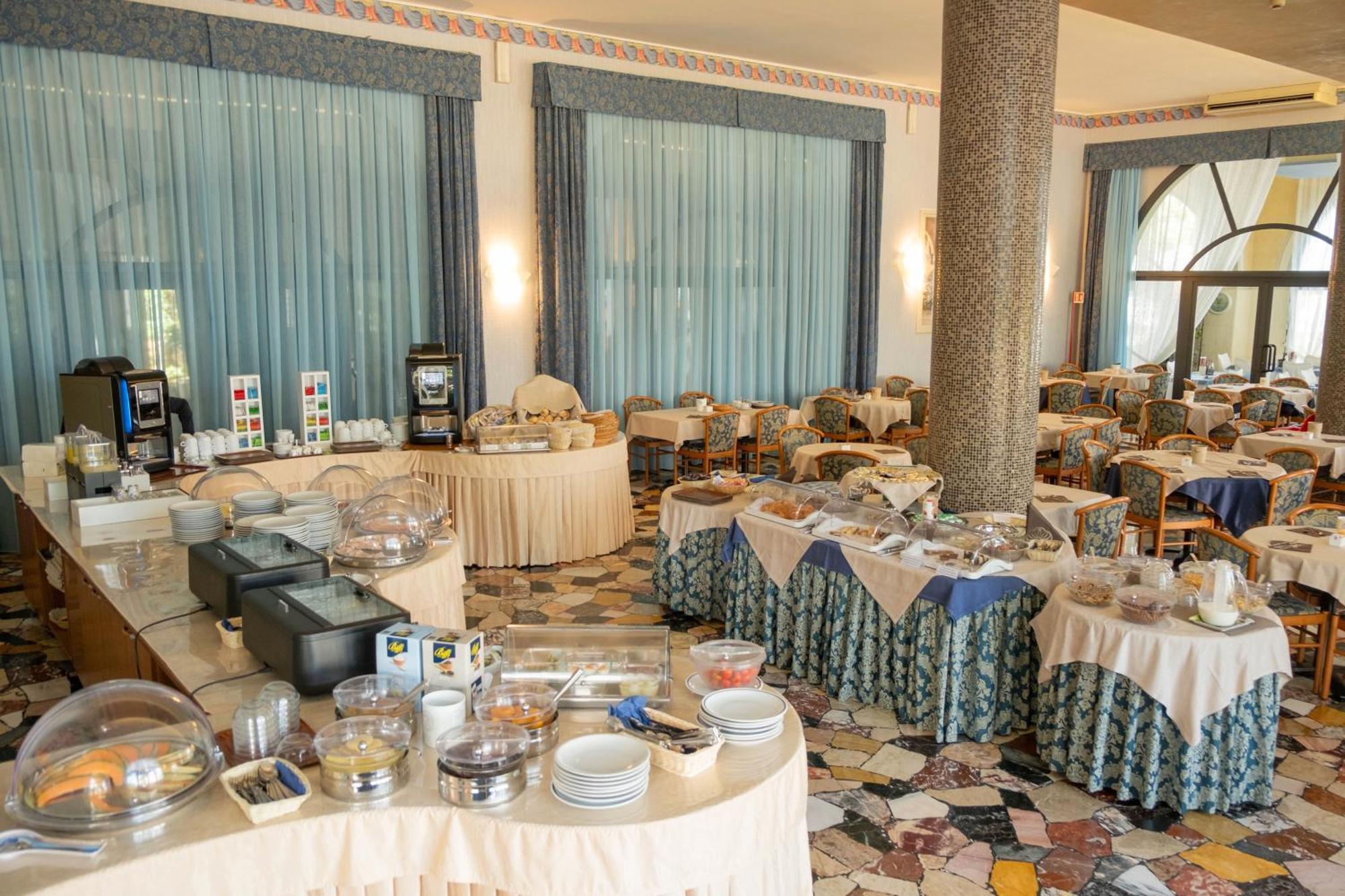 Hotel Vela D'Oro Dependence 巴多利诺 外观 照片